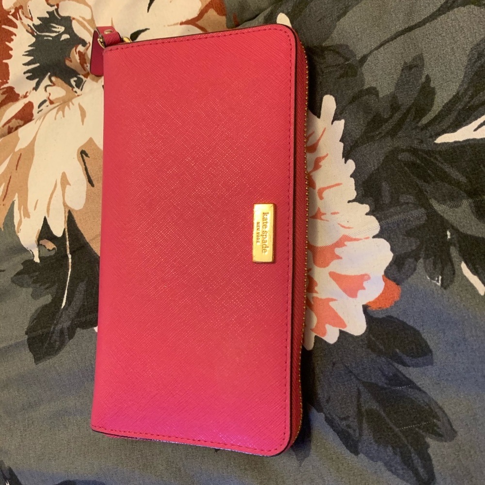 Large Kate Spade Saffiano Wallet